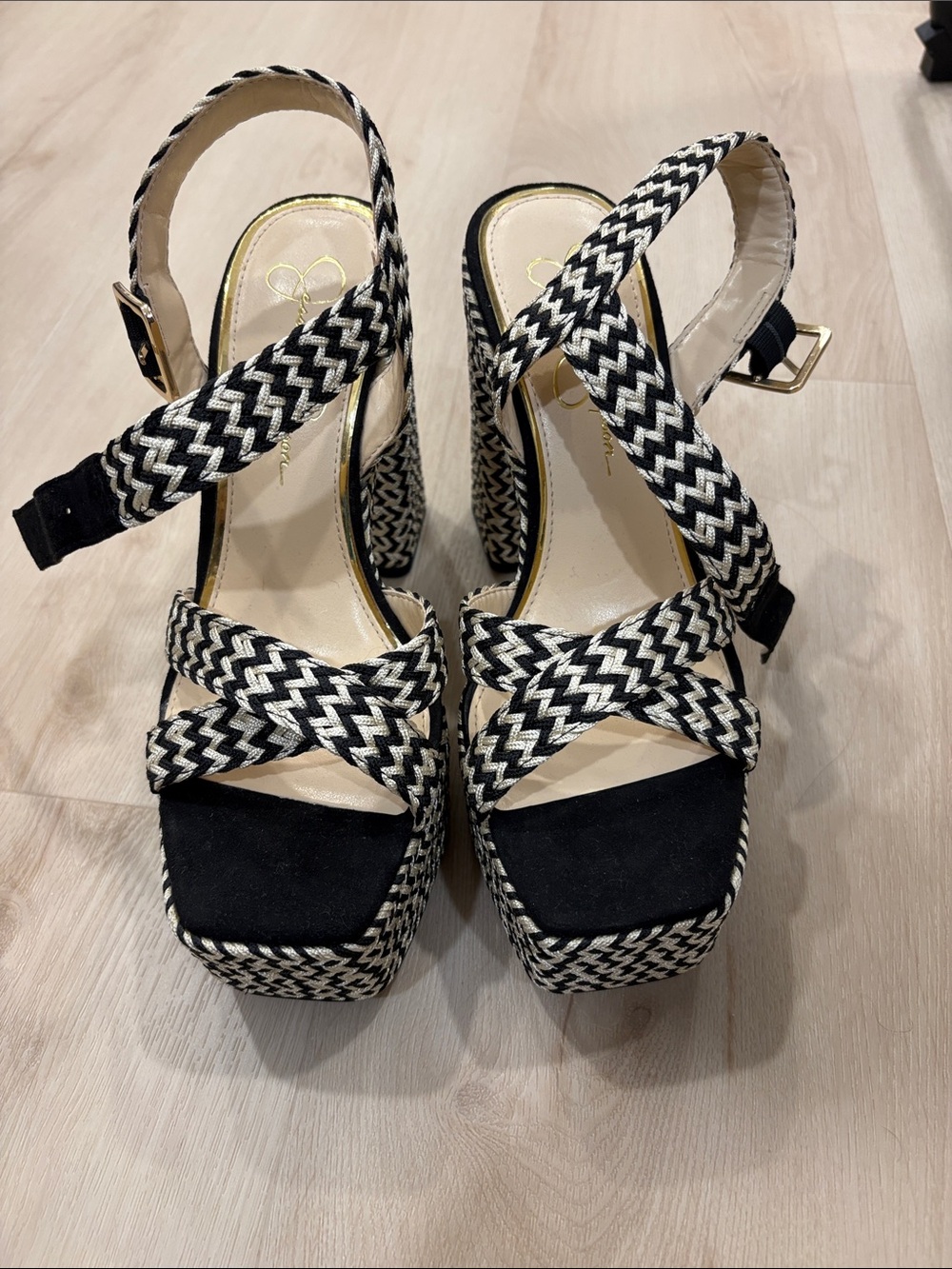 Jessica Simpson Black & White Zigzag Platform Sandals